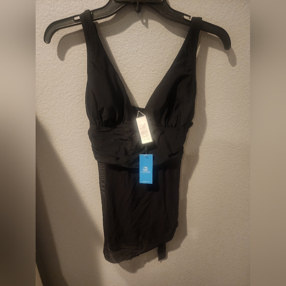 Cupshe tankini bathing suit - Picture 1 of 2